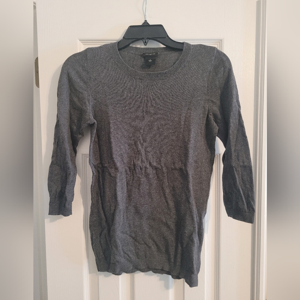 EUC Ann Taylor Sweater